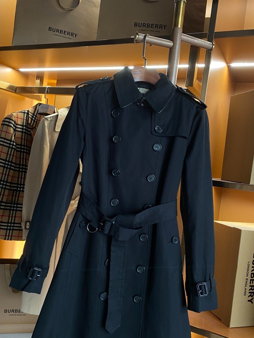 Burberry The Mid-length Kensington Heritage Trench Coat Black