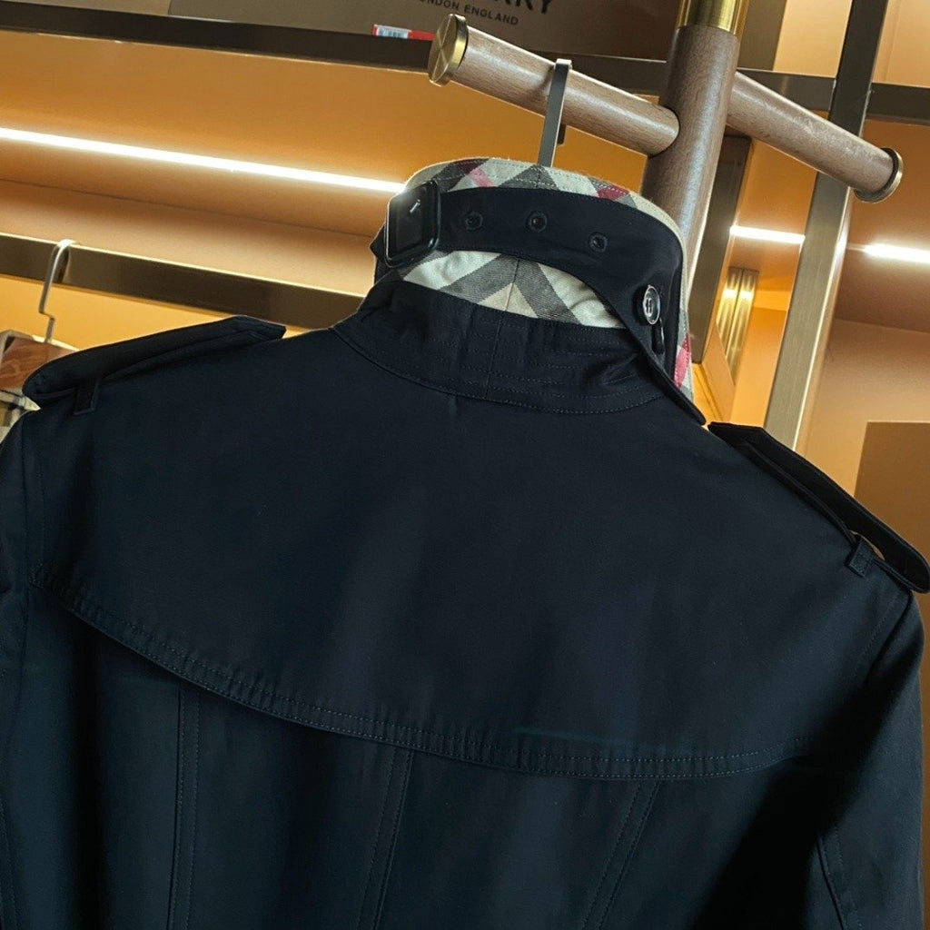 Burberry The Mid-length Kensington Heritage Trench Coat Black