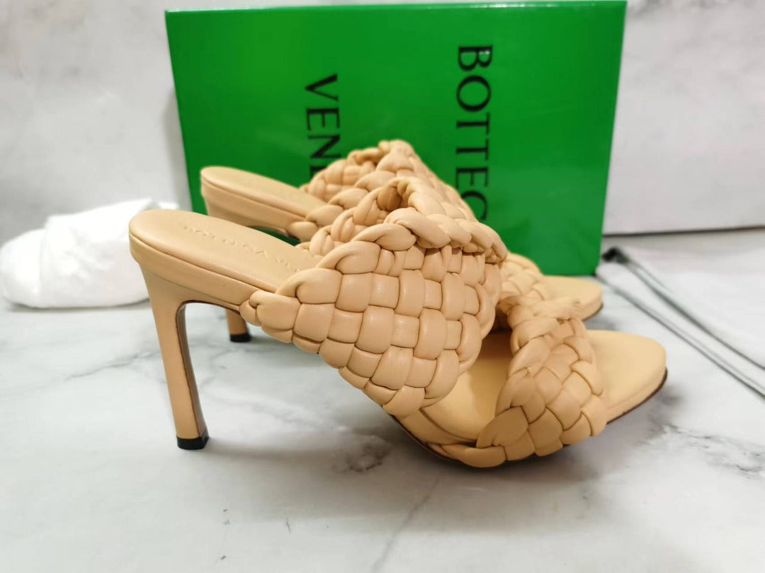 Bottega Veneta Curve Sandals 9.5cm Heel Lambskin Leather Spring/Summer Collection Saffron