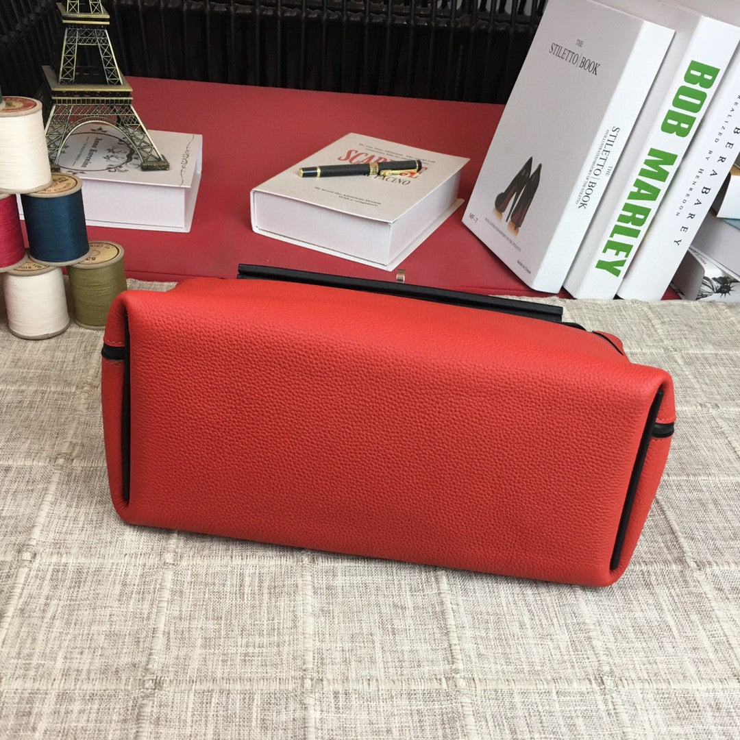 Hermes 24 24 29cm Noir Black Clémence Red