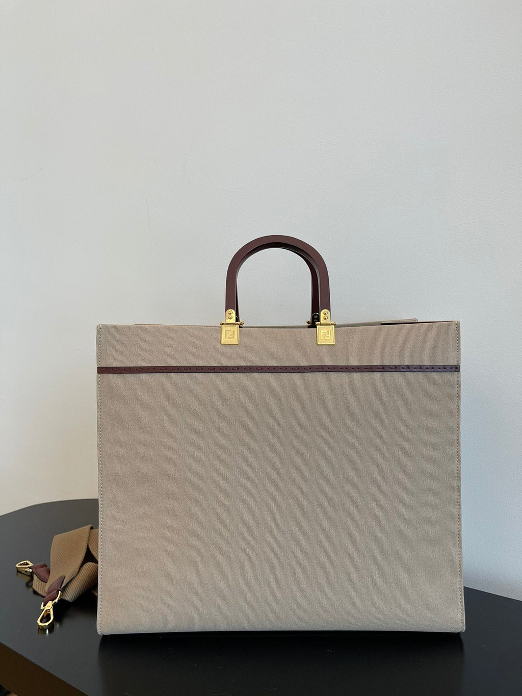 Fendi Tote Bag 40cm Beige