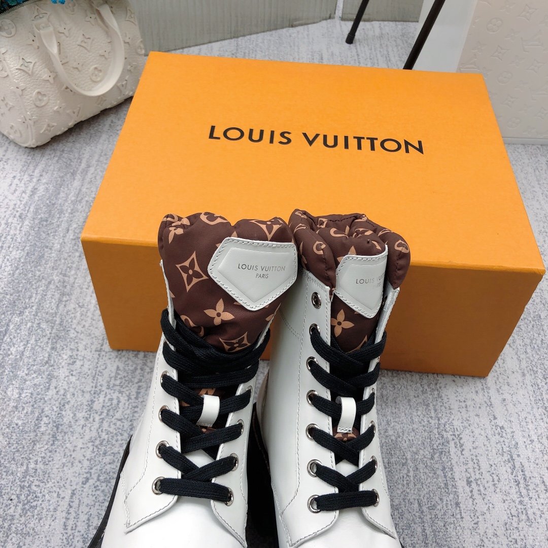 Louis Vuitton Beaubourg Ankle Boot White
