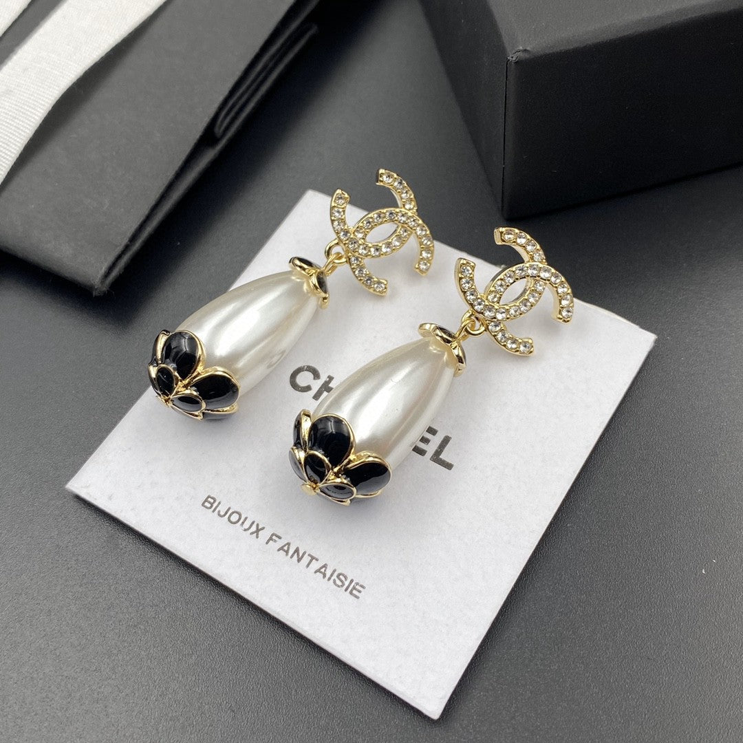 Chanel Earings