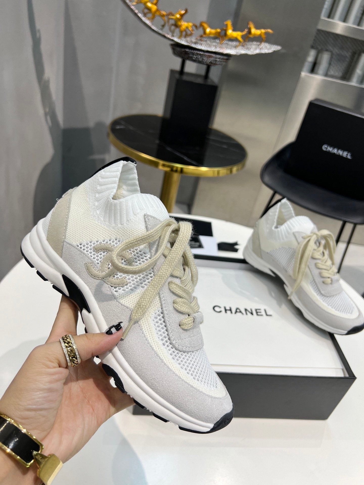 Chanel Trainers Sneakers White/Pink