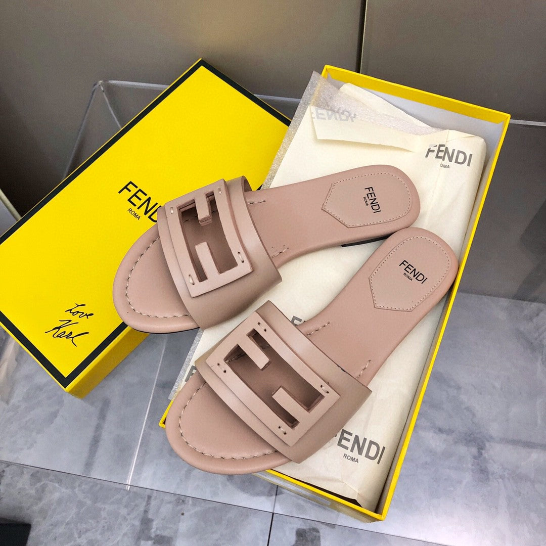 Fendi Baguette Beige