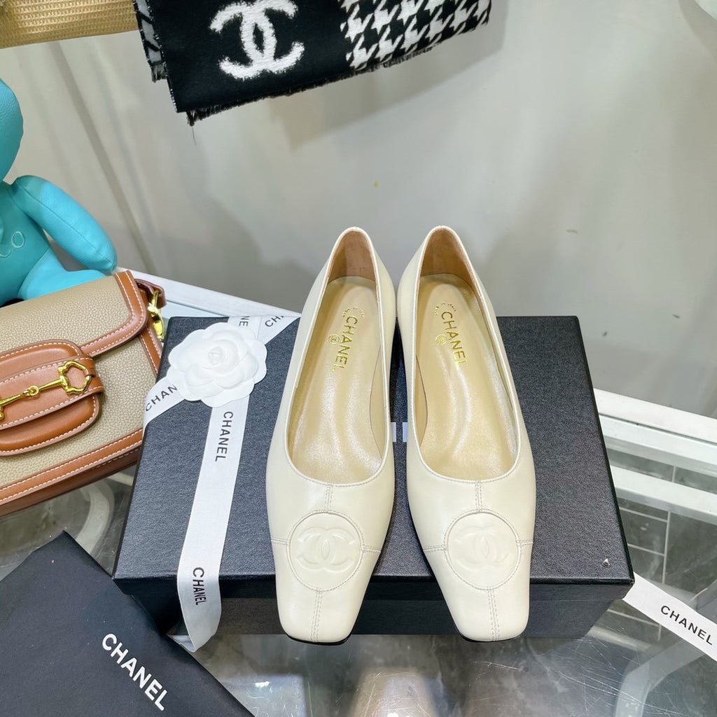 Chanel Flats Cream