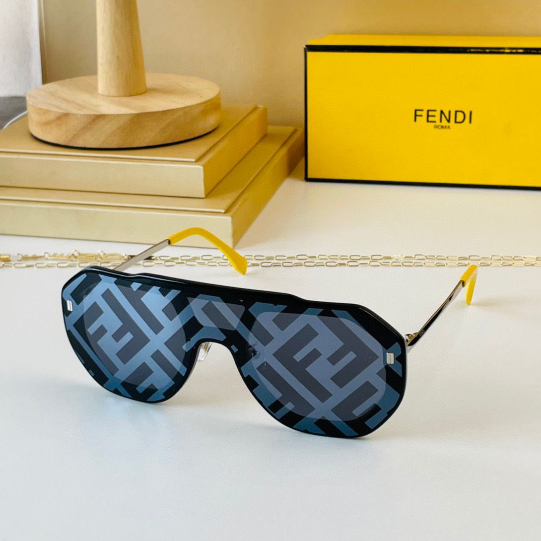 Fendi Disco Fashion Sunglasses