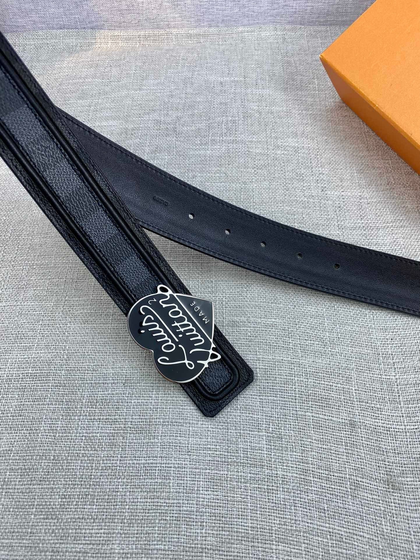 Louis Vuitton Initiales Reversible