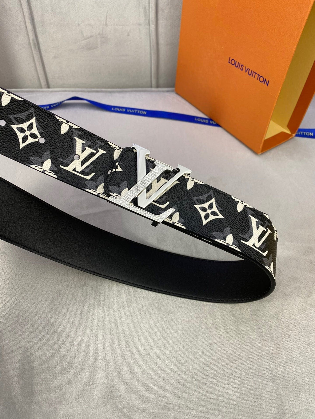 Louis Vuitton Initiales Reversible