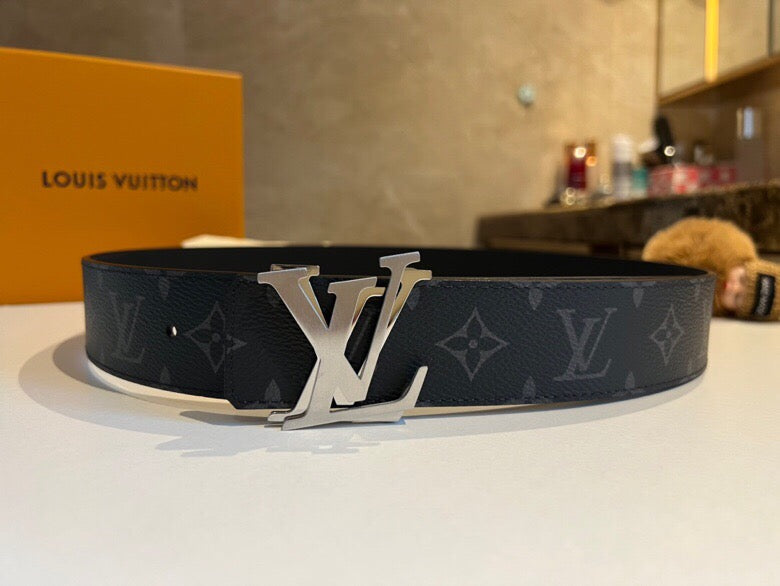 Louis Vuitton Initiales Reversible