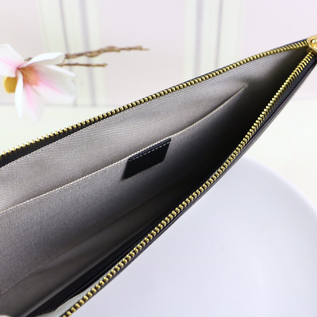 Gucci Printed Pouch