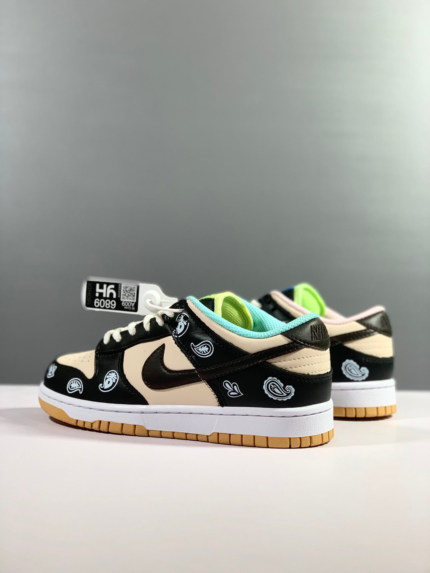 Nike SB Dunk Low Top