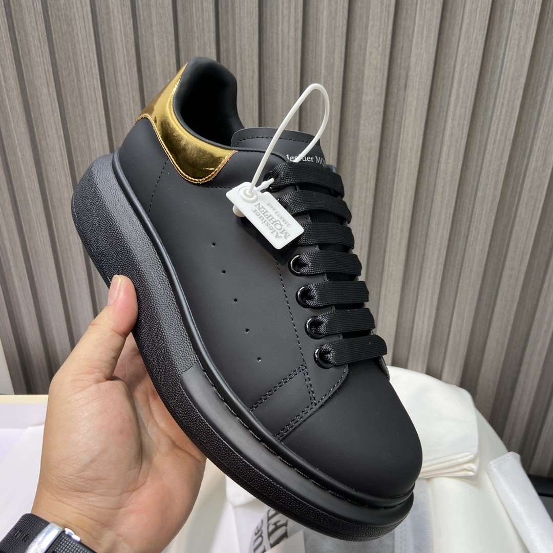 Alexander McQueen Oversized Sneaker