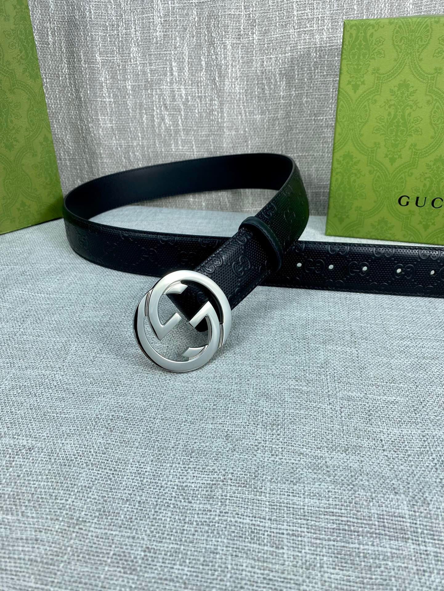 Gucci Marmont Reversible Belt