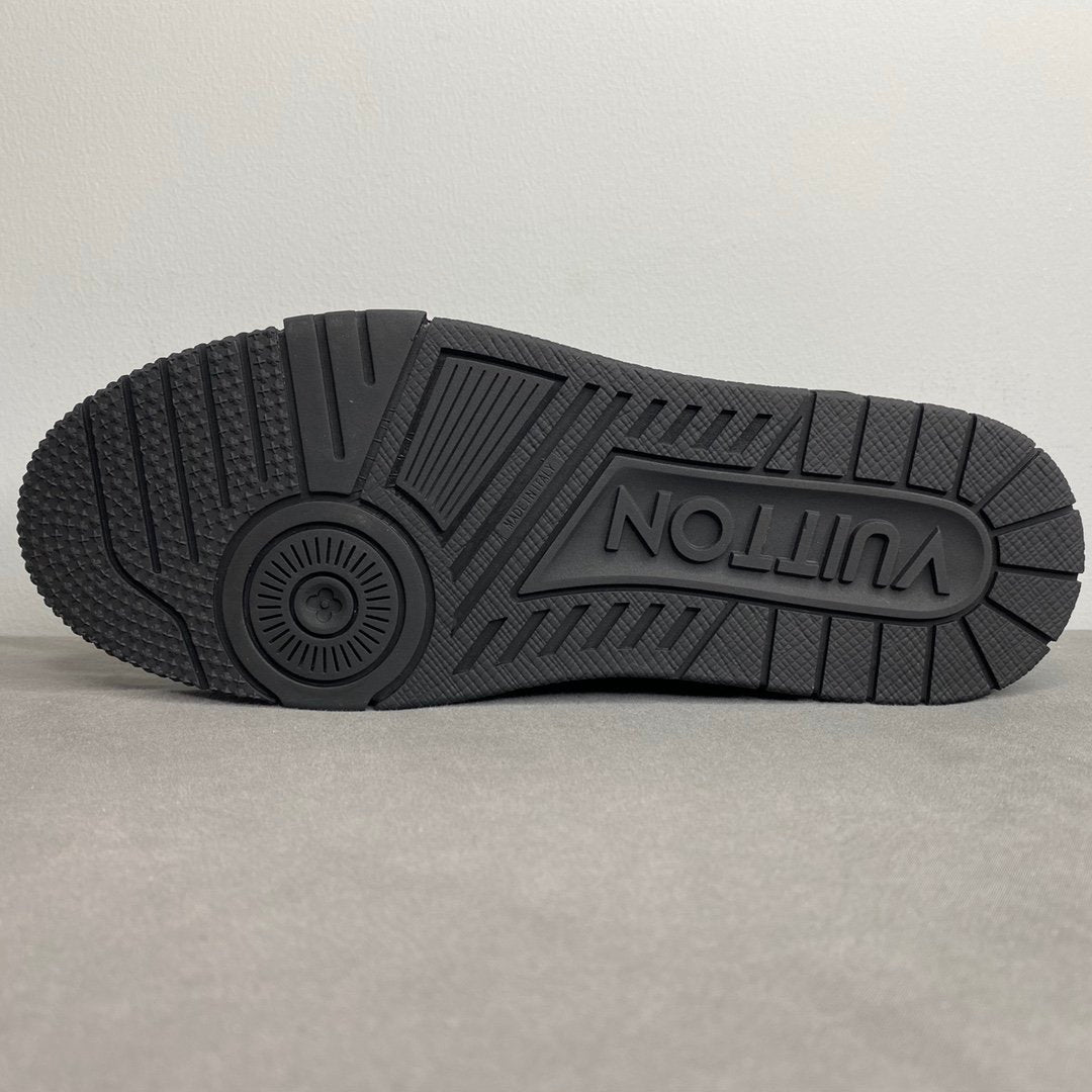 Louis Vuitton Trainer Sneaker