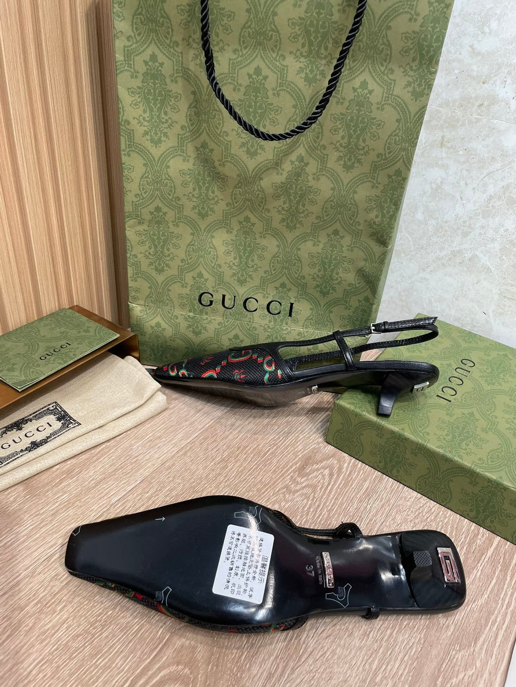 Gucci Slingback Pumps Black