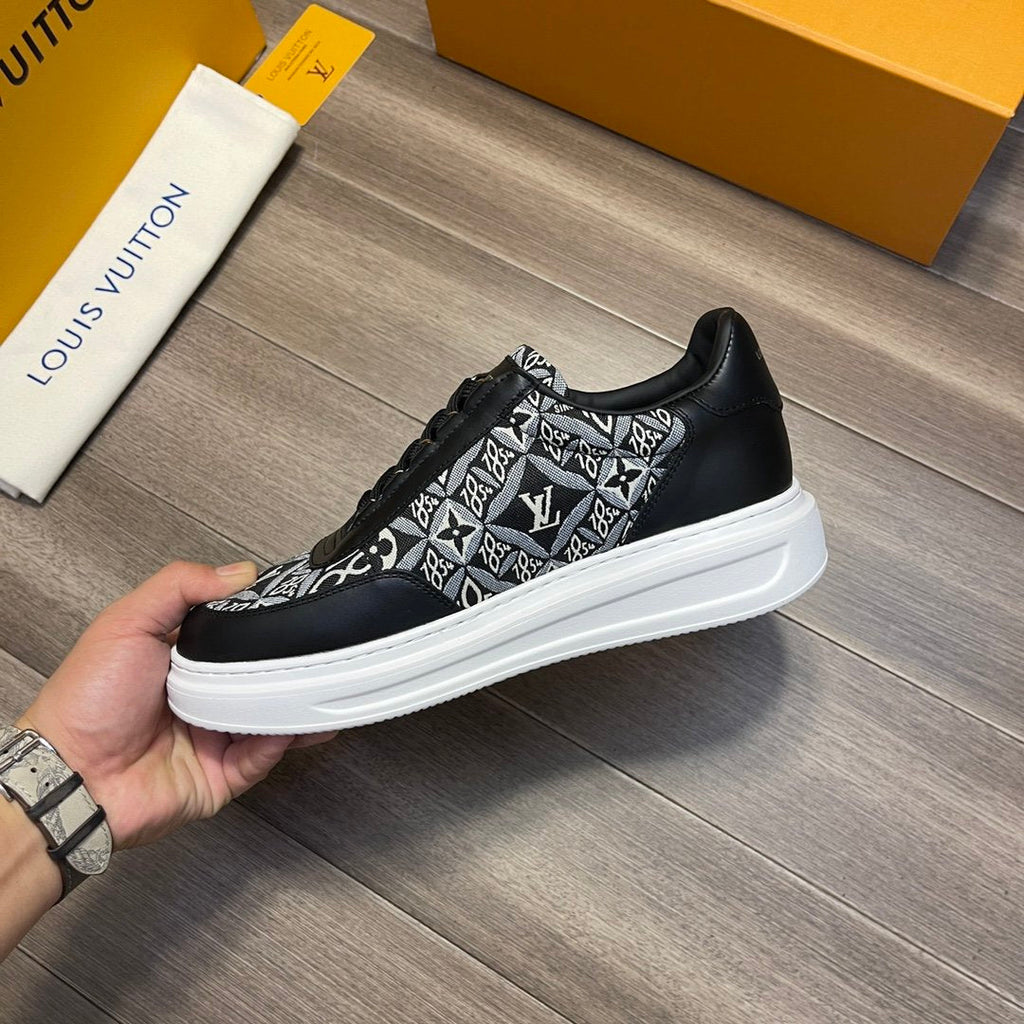 Louis Vuitton Trainer Sneaker