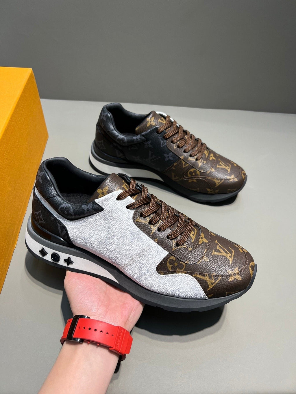Louis Vuitton Trainer Sneaker