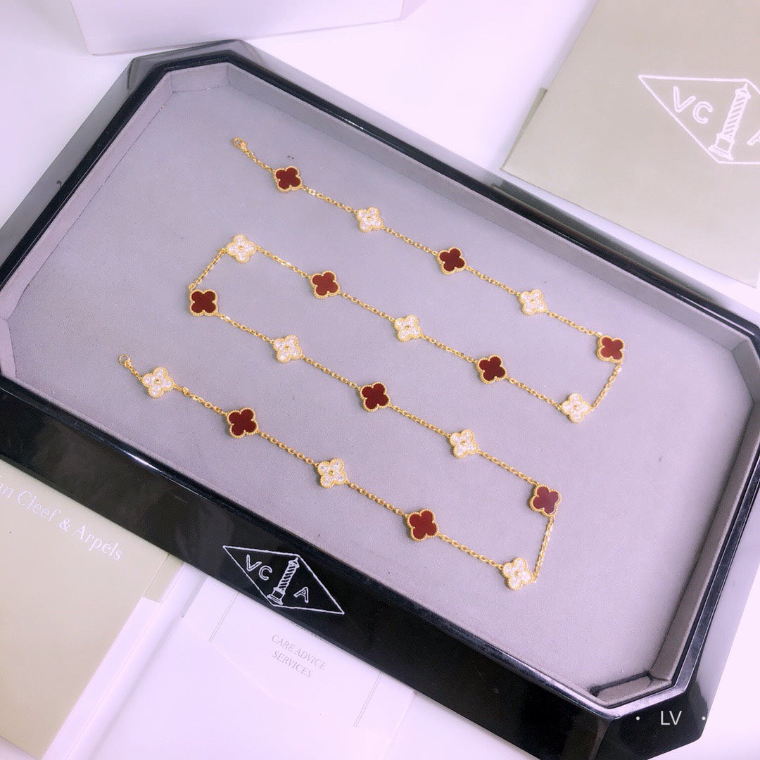 Van Cleef & Arpels Necklace