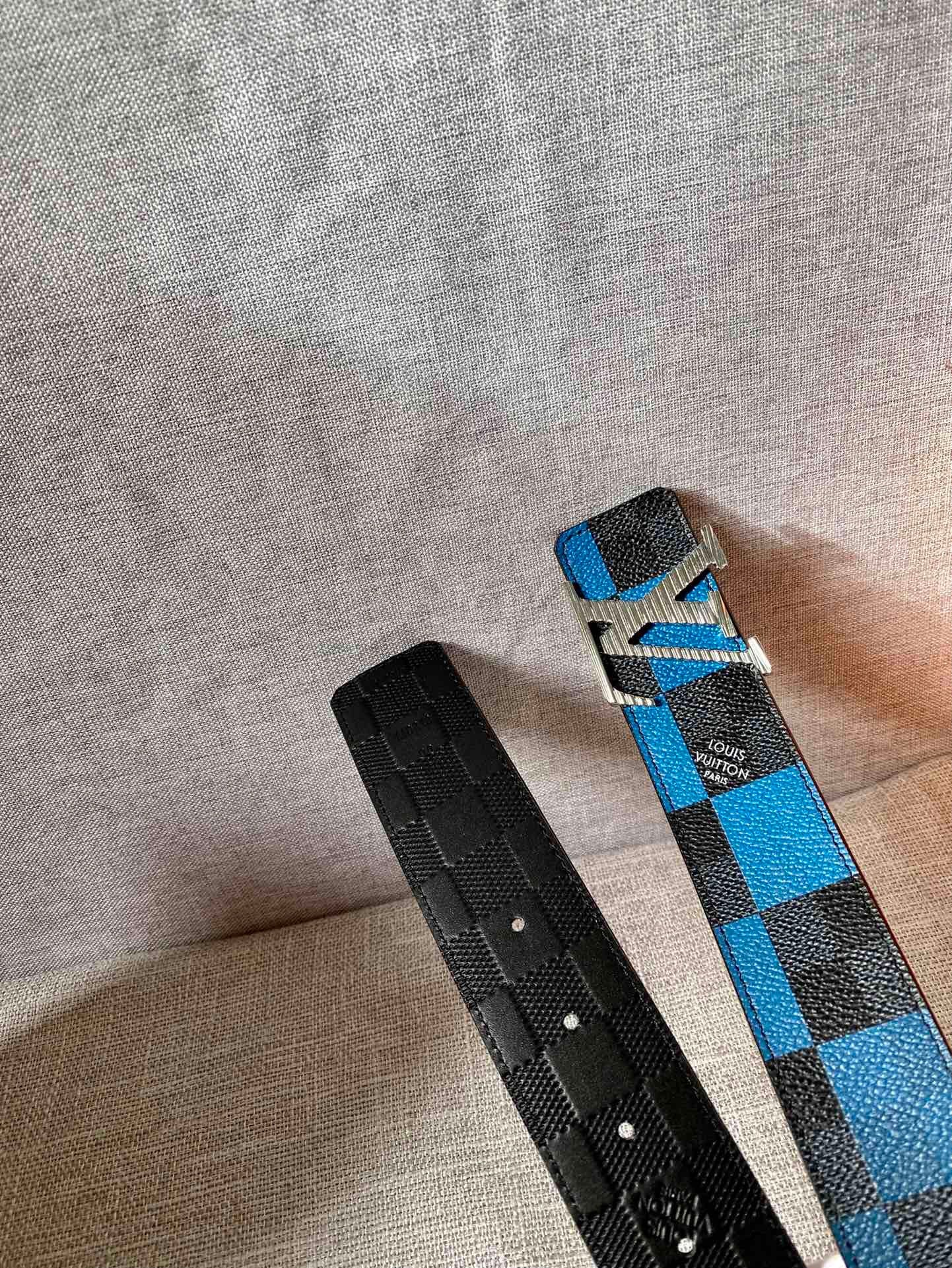 Louis Vuitton Initiales Reversible