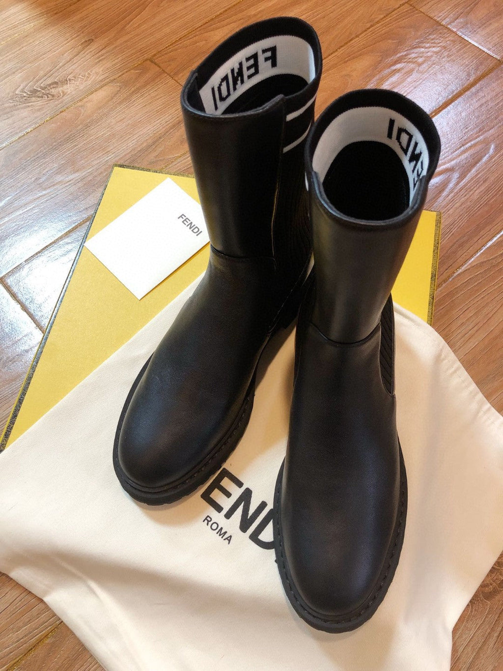 Fendi Rockoko Black