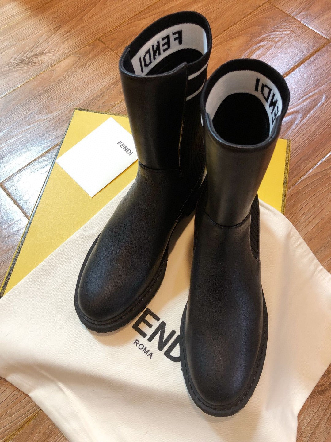 Fendi Rockoko Black