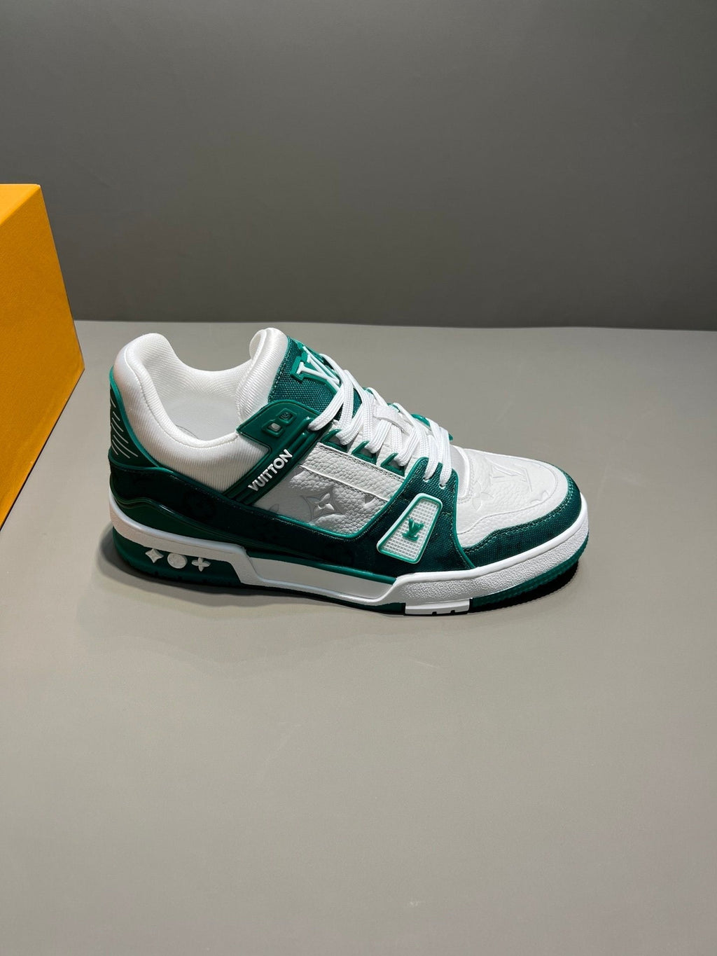 Louis Vuitton Trainer Sneaker