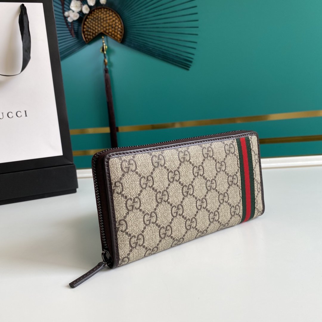 Gucci Beige Zip Around Wallet 19cm