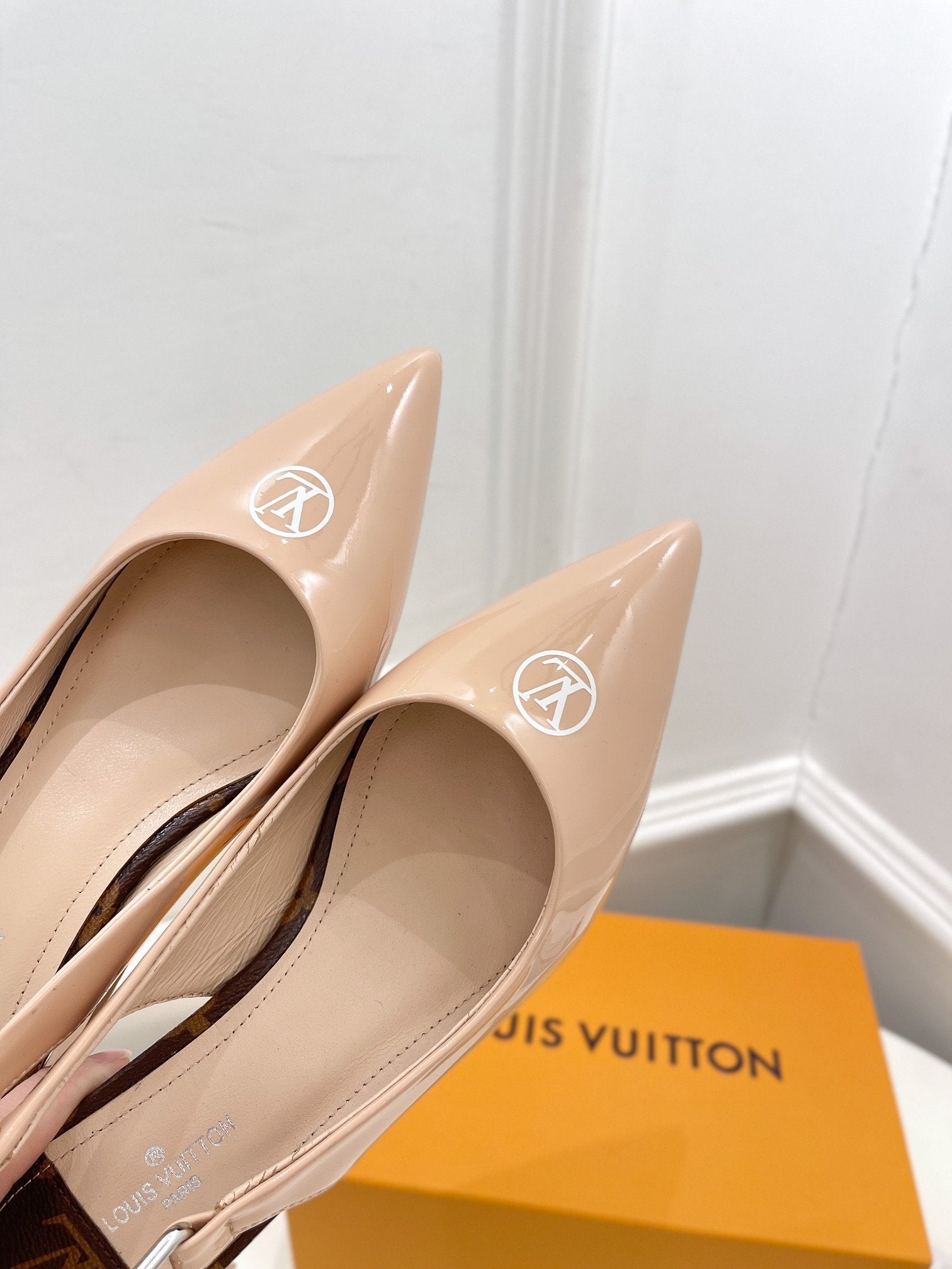 Louis Vuitton Magnetic Slingback Pump Nude
