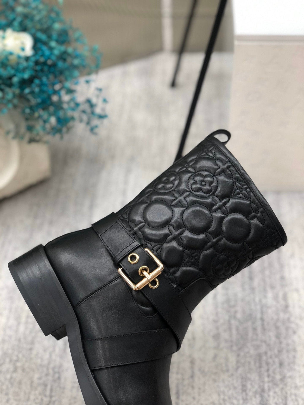 Louis Vuitton Discovery Flat Ankle Boot Black