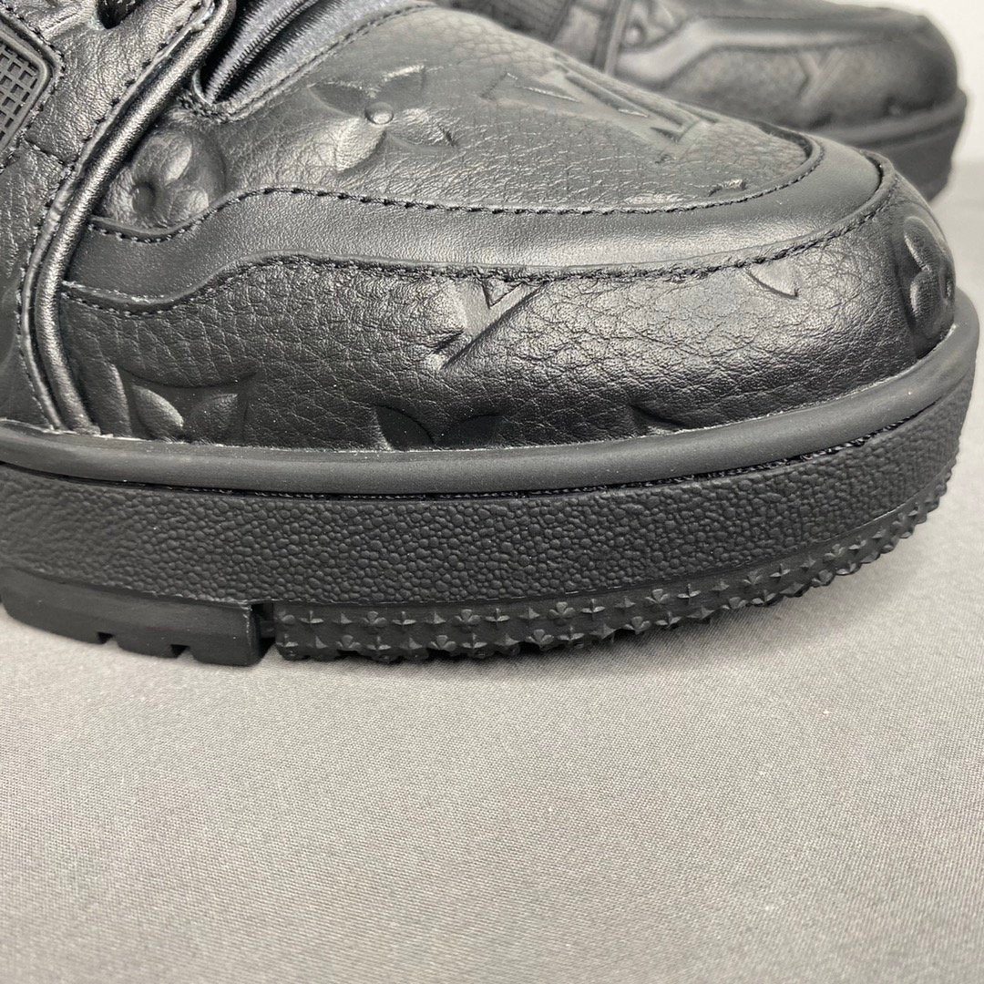 Louis Vuitton Trainer Sneaker