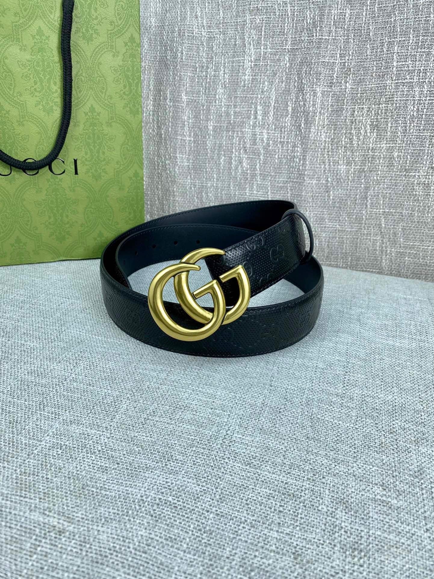 Gucci Marmont Reversible Belt