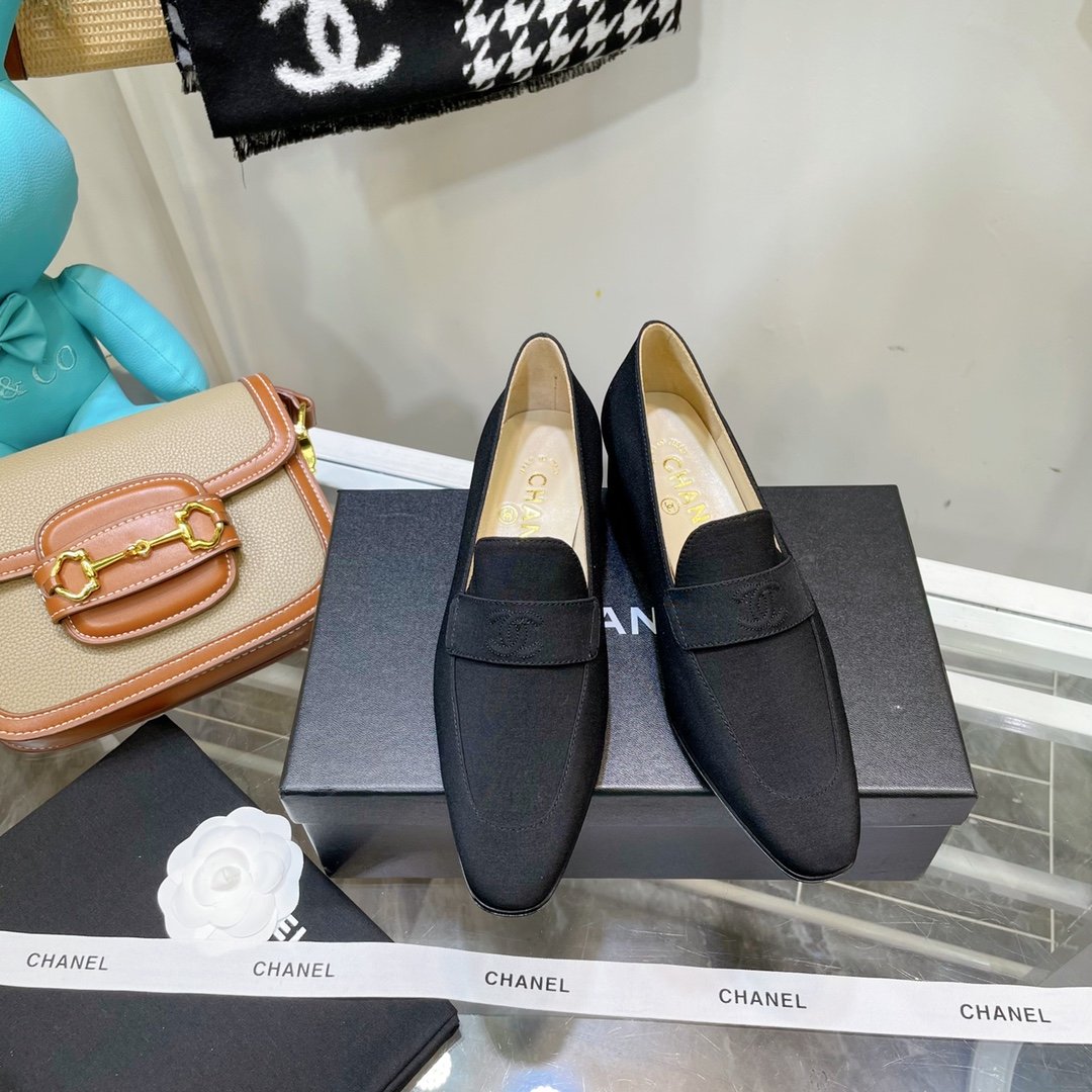 Chanel Loafers Black