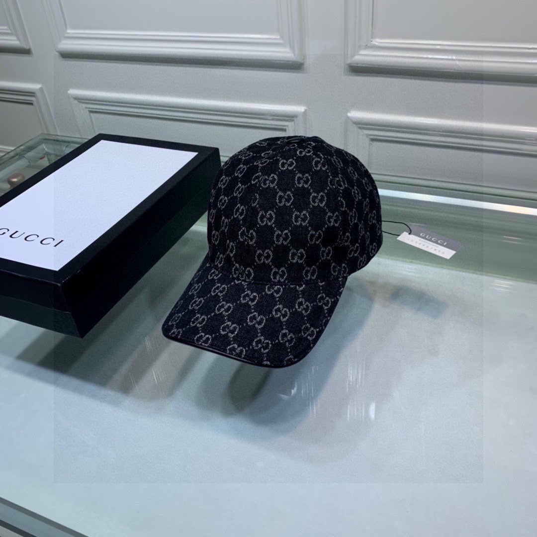 Gucci Canvas Baseball Cap with Web Black