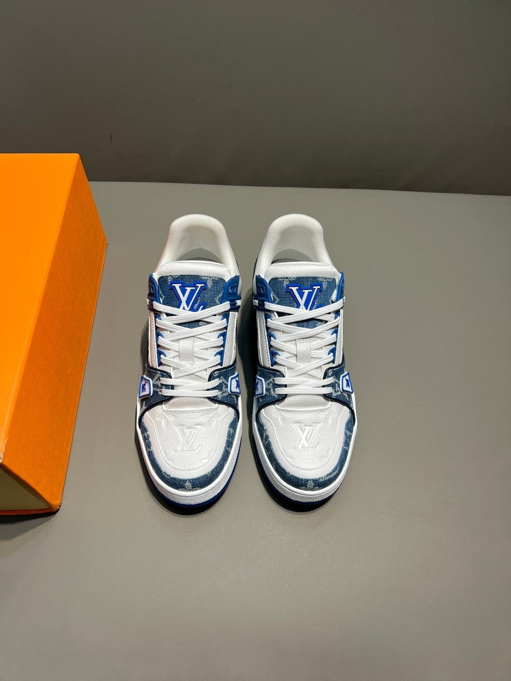 Louis Vuitton Trainer Sneaker