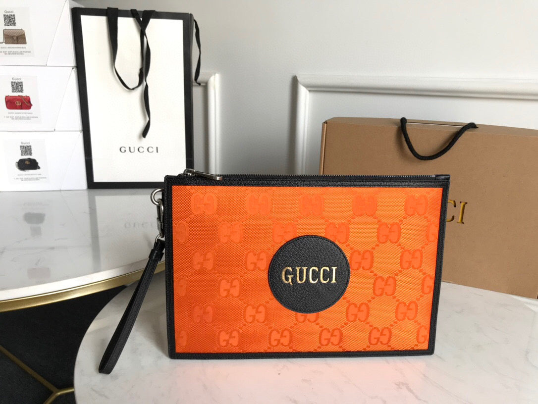 Gucci Off The Grid Pouch 31cm