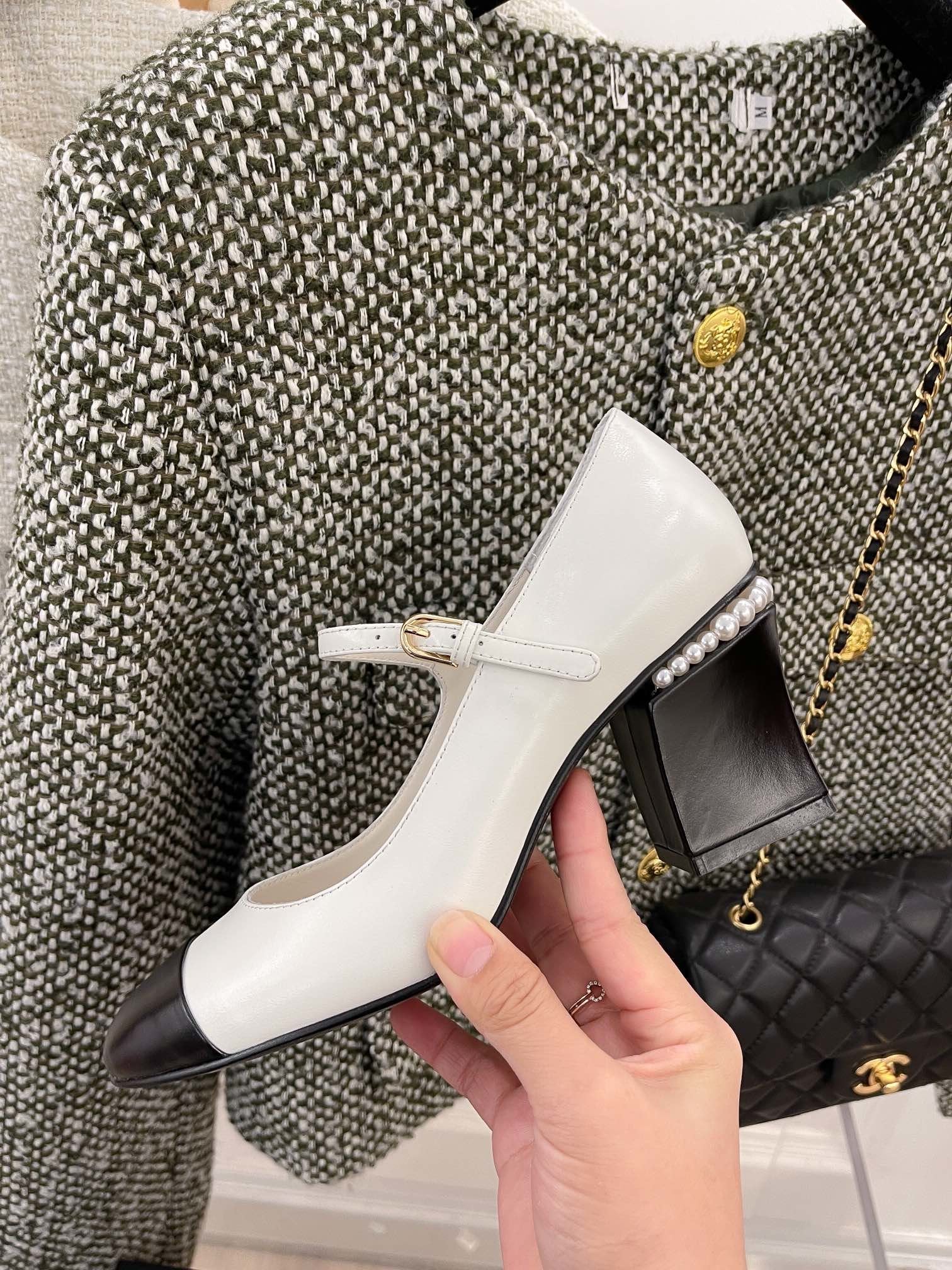 Chanel Open Shoes White