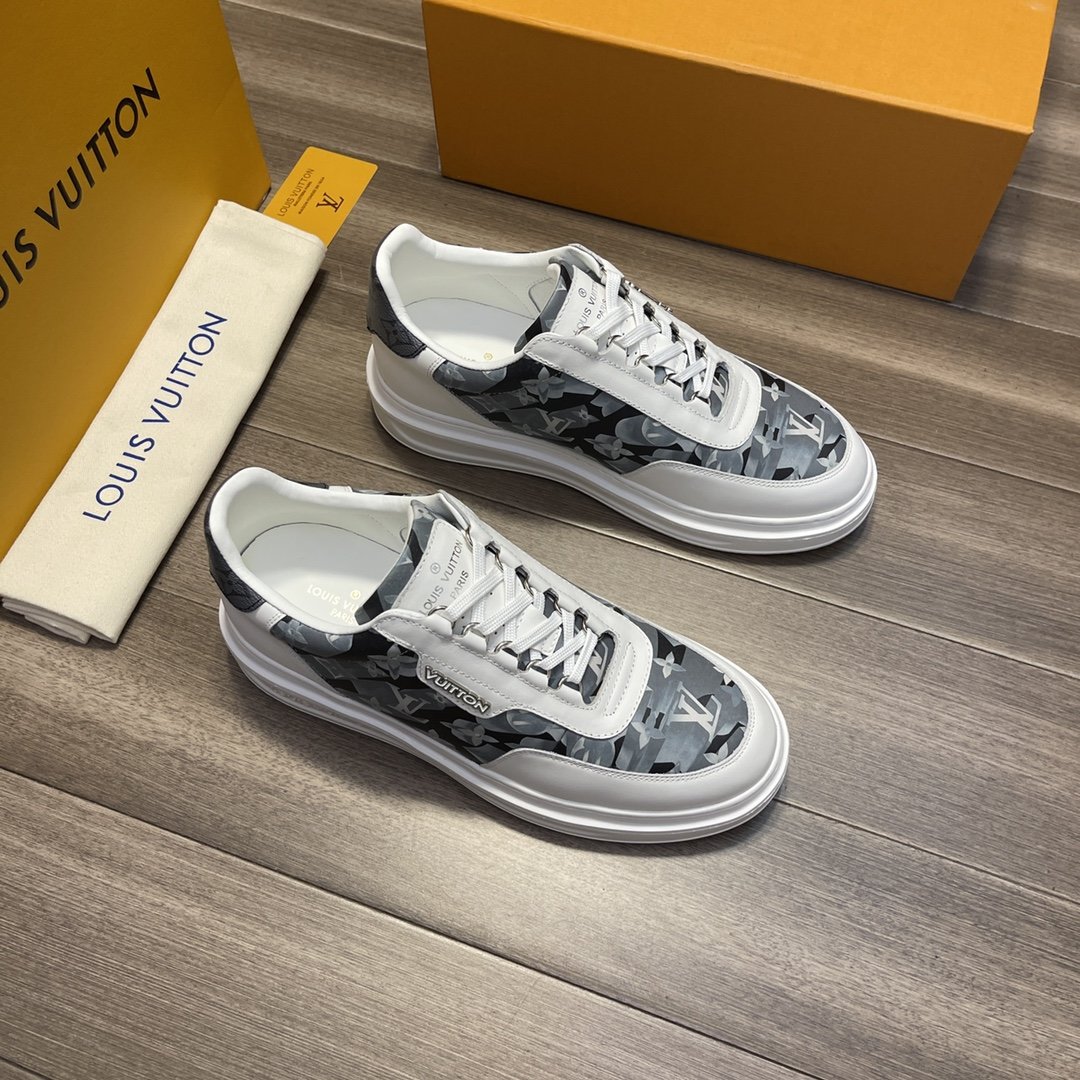 Louis Vuitton Trainer Sneaker