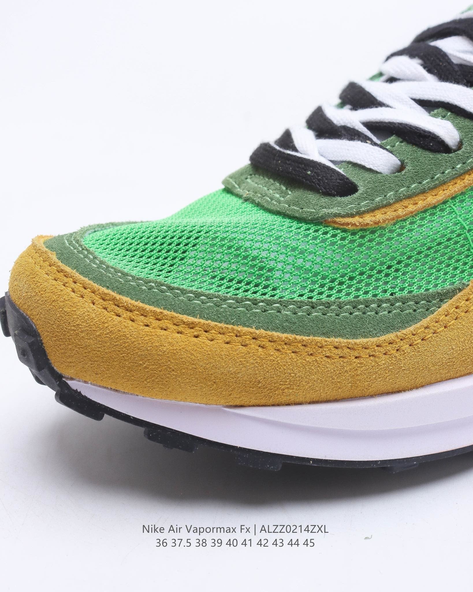 Nike Sacai Jogger Low Top Green