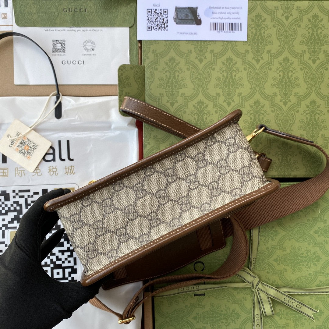 Gucci Messenger Bag With Interlocking G 21cm Beige