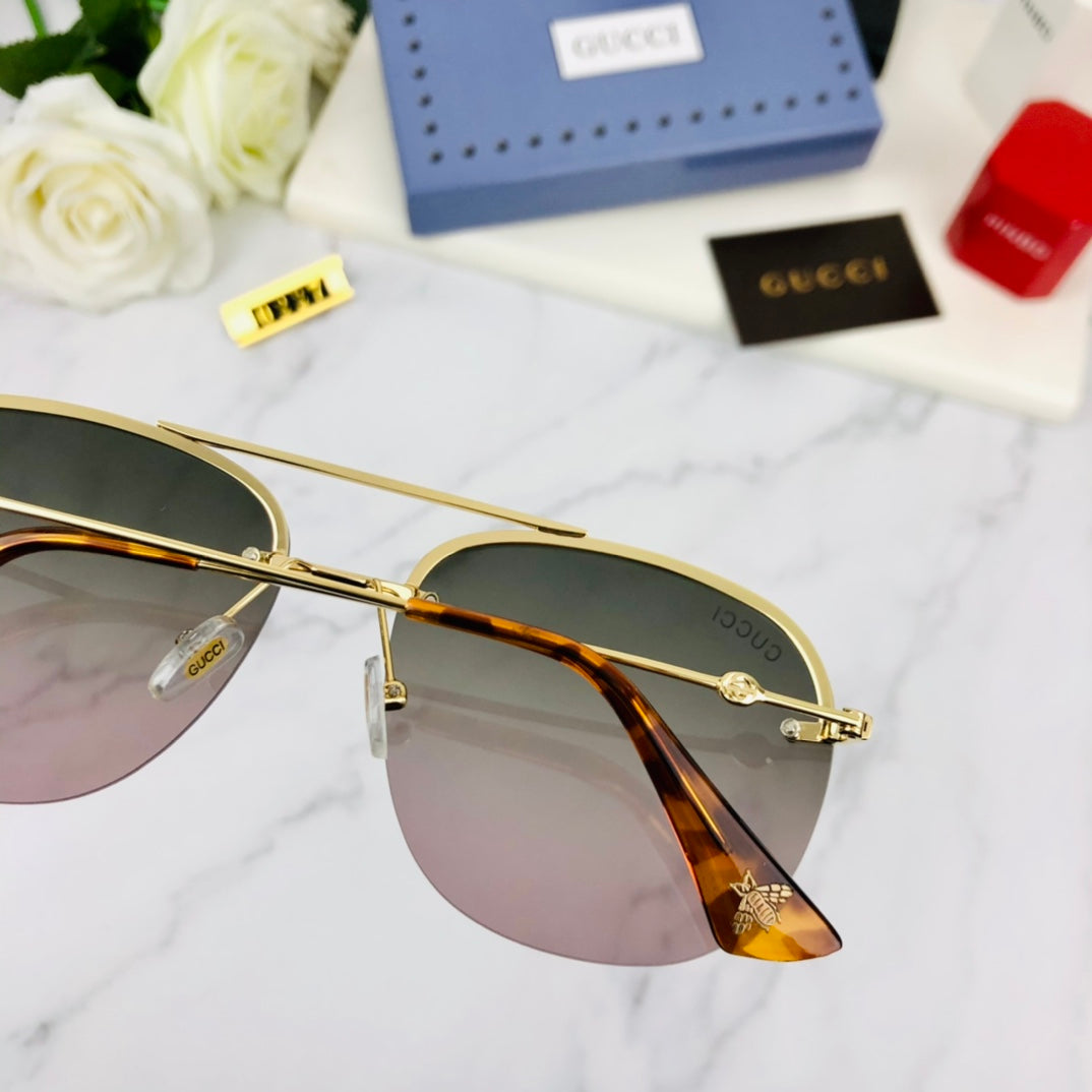 Gucci Navigator Frame Sunglasses