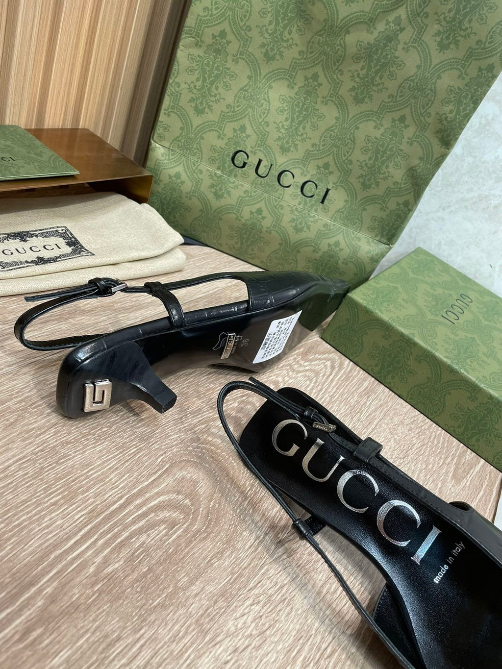 Gucci Slingback Pumps Black