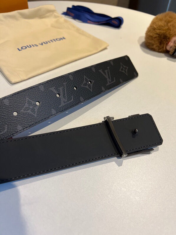 Louis Vuitton Initiales Reversible