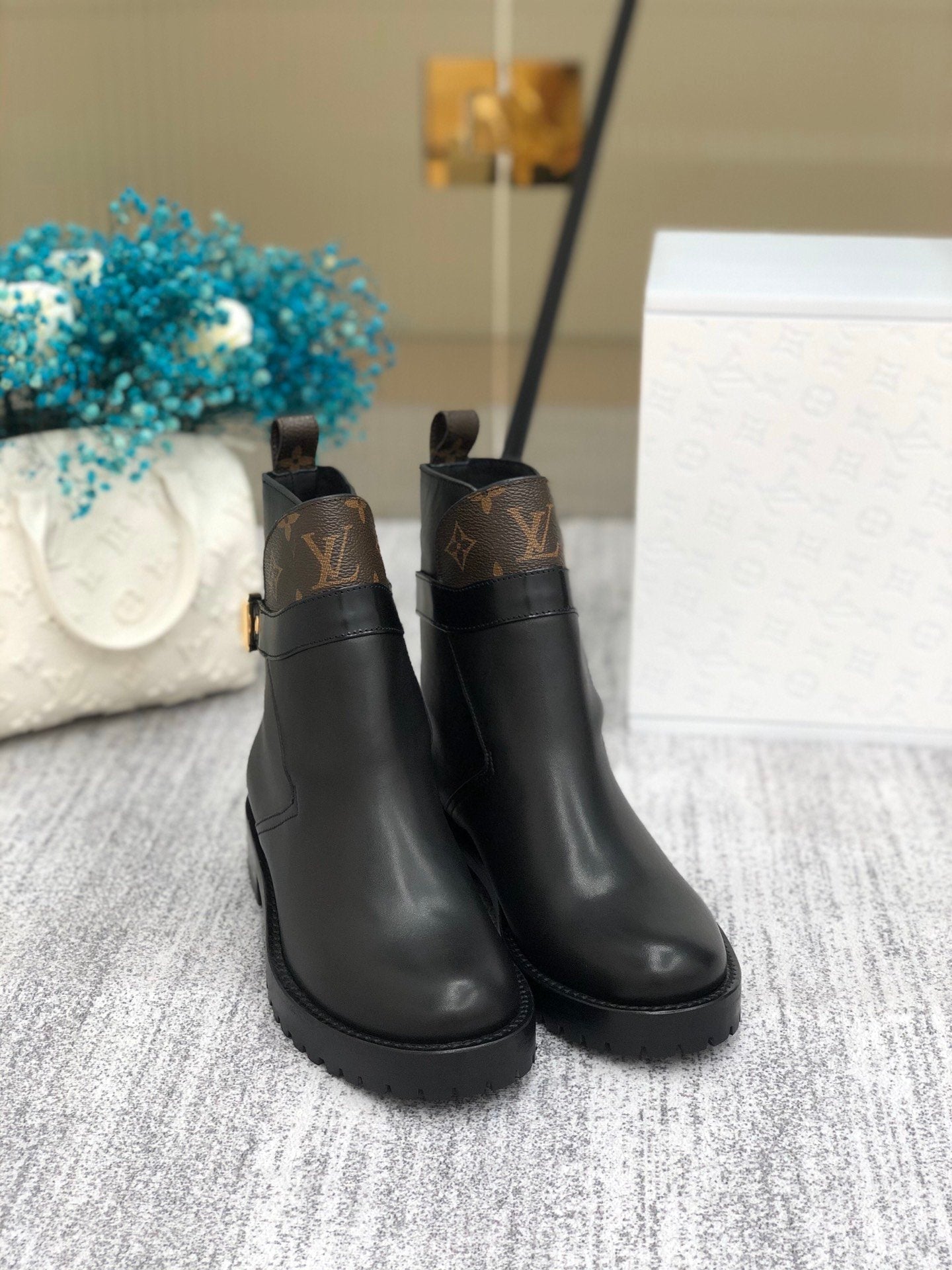 Louis Vuitton Discovery Flat Ankle Boot Black