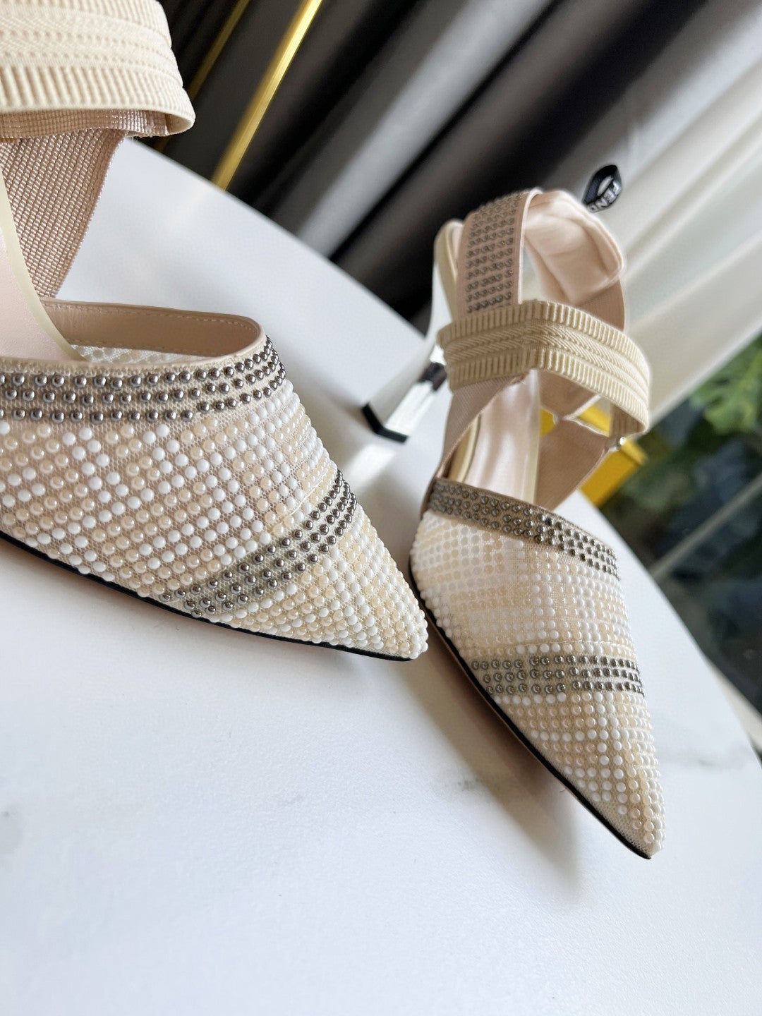 Fendi Colibri Beige