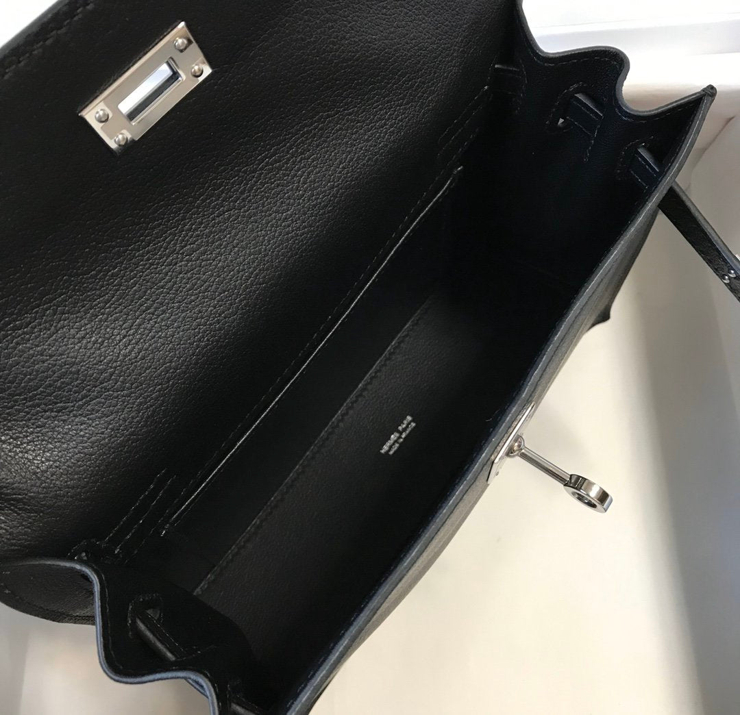 Hermes Handle Bag 22cm Black