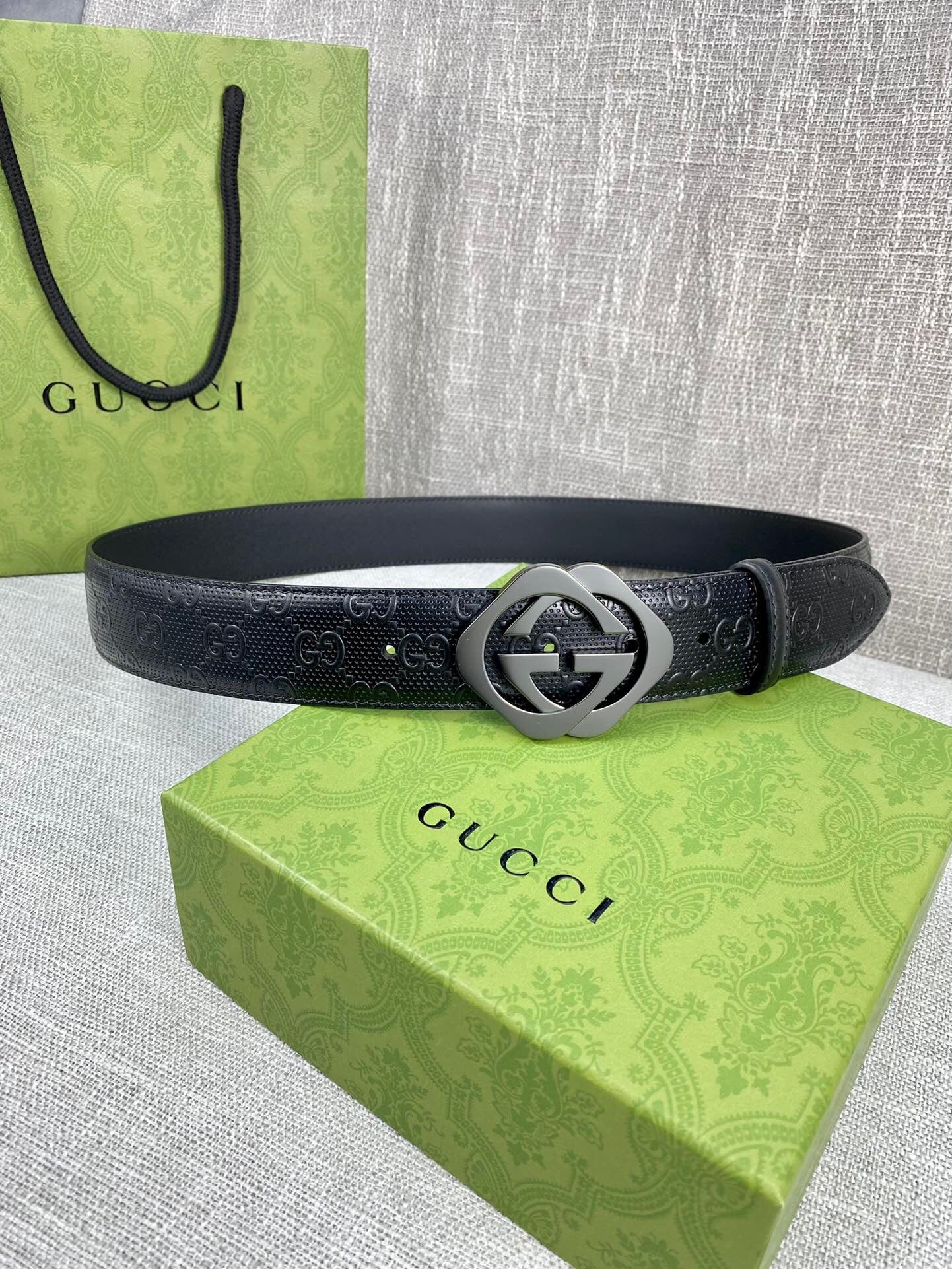 Gucci Marmont Reversible Belt