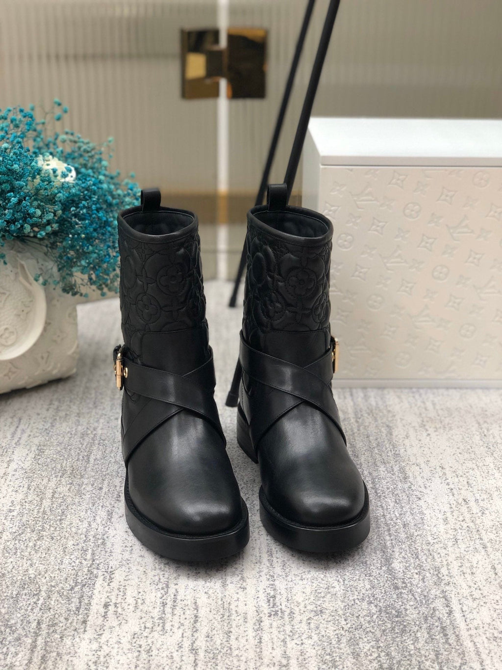 Louis Vuitton Discovery Flat Ankle Boot Black
