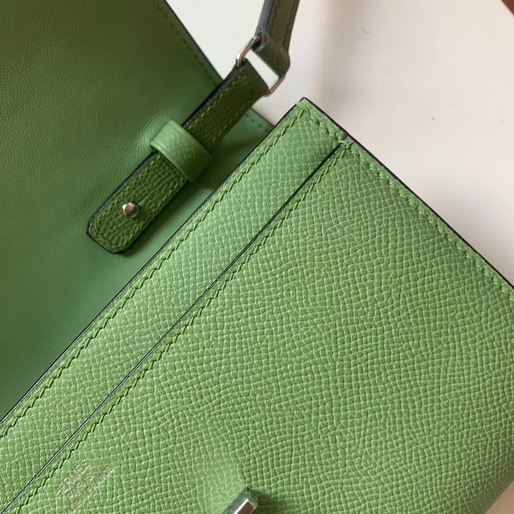 Hermes Constance Togo 21cm Green