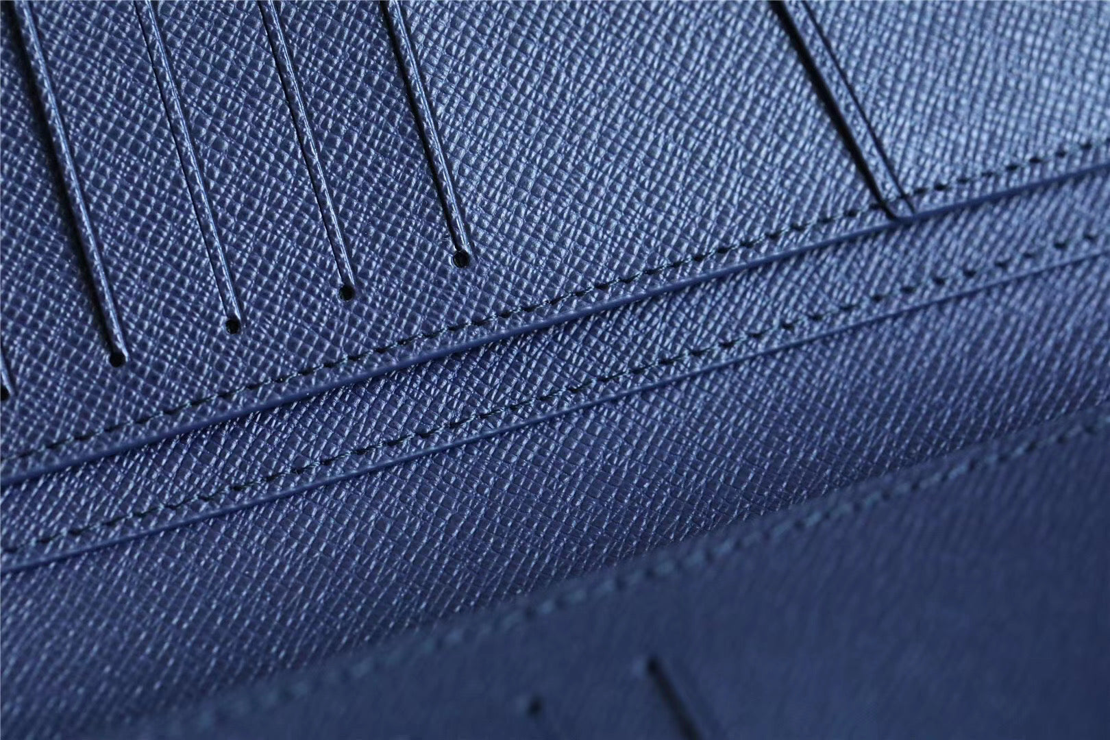 Louis Vuitton Brazza Wallet 19cm